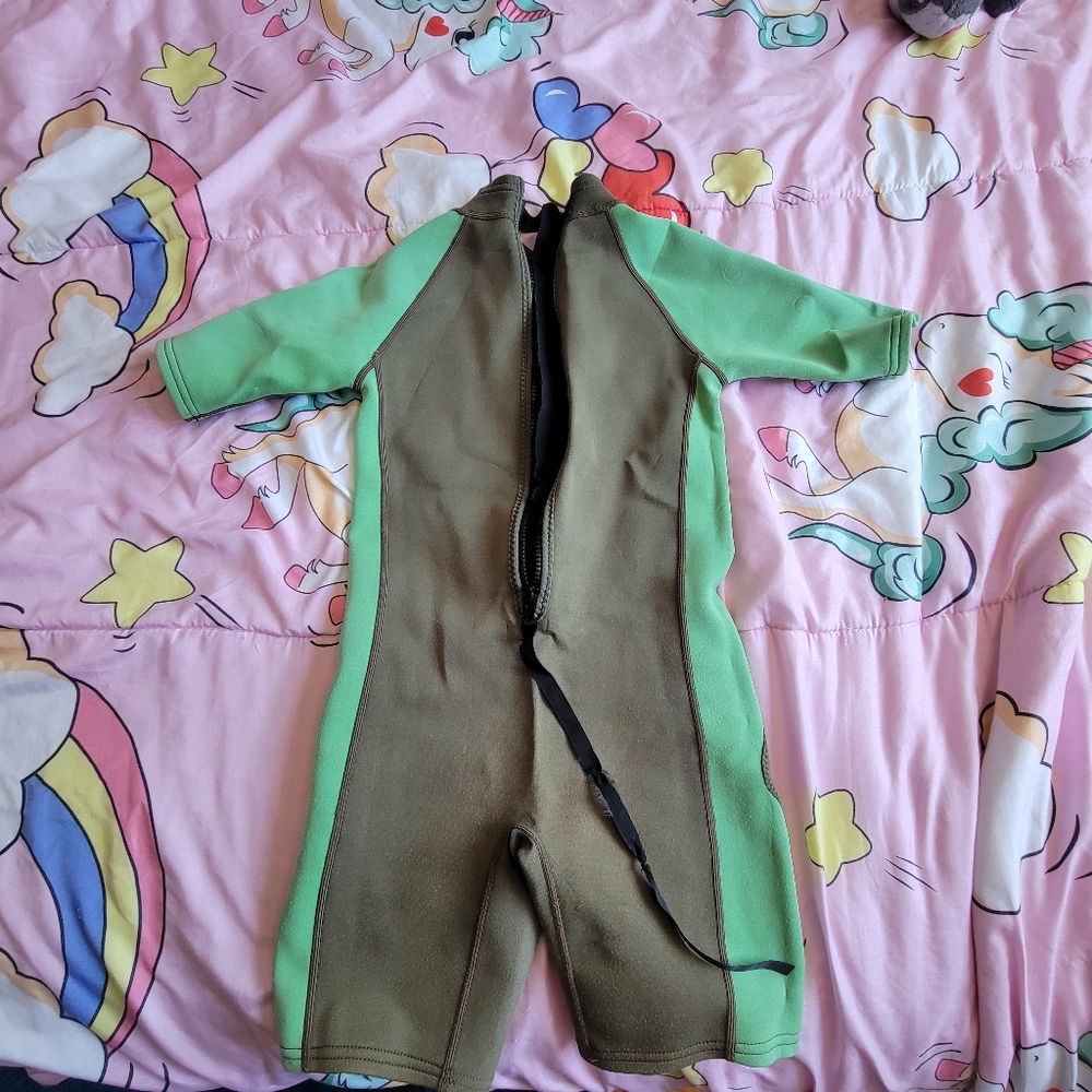 Kids Camo Wetsuit Size 8 - Picture 8 of 9